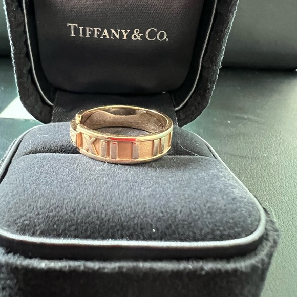 Tiffany & Co. Atlas Ring with Diamonds - Picture 6 of 7